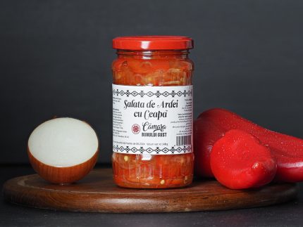 Salata de ardei cu ceapa